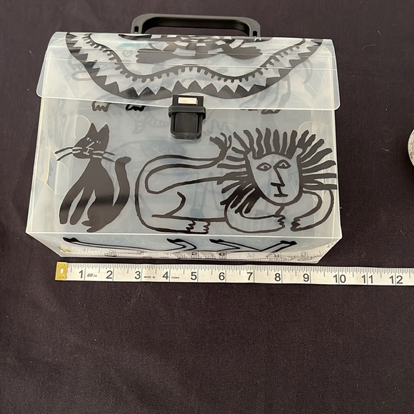 Traffic 5205 Animal
Lunch Box Goth Handbag...signed 1980 - Picture 6 of 8